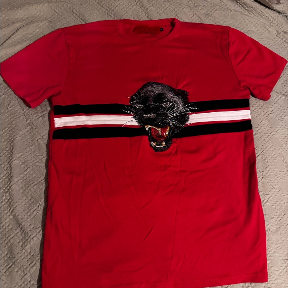 VIE+RICHE Black Panther Red Men's M Graphic Tee